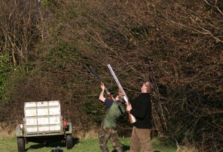  Richiede abilità per sparare con successo 